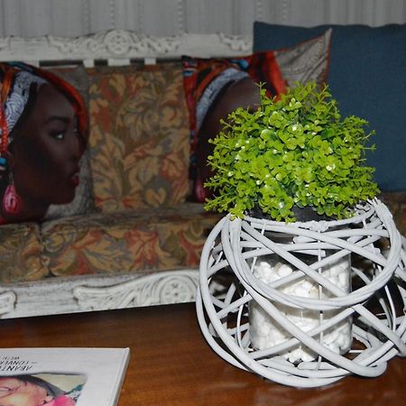 Lu'S Guest House Paarl Εξωτερικό φωτογραφία